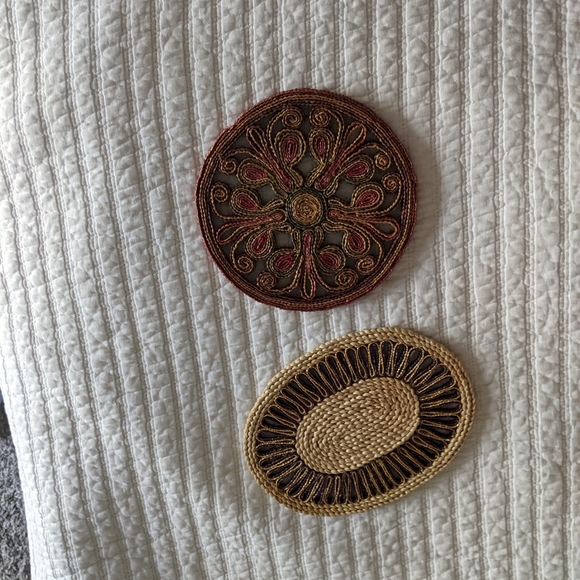 Set of 2 boho vintage trivets - Picture 2 of 5